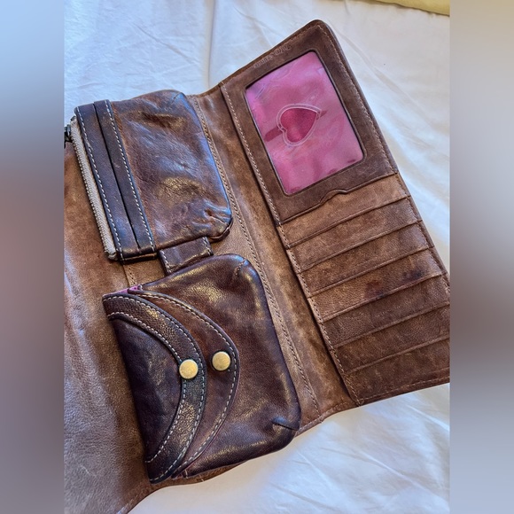 leather juicy couture wallet - Picture 6 of 12